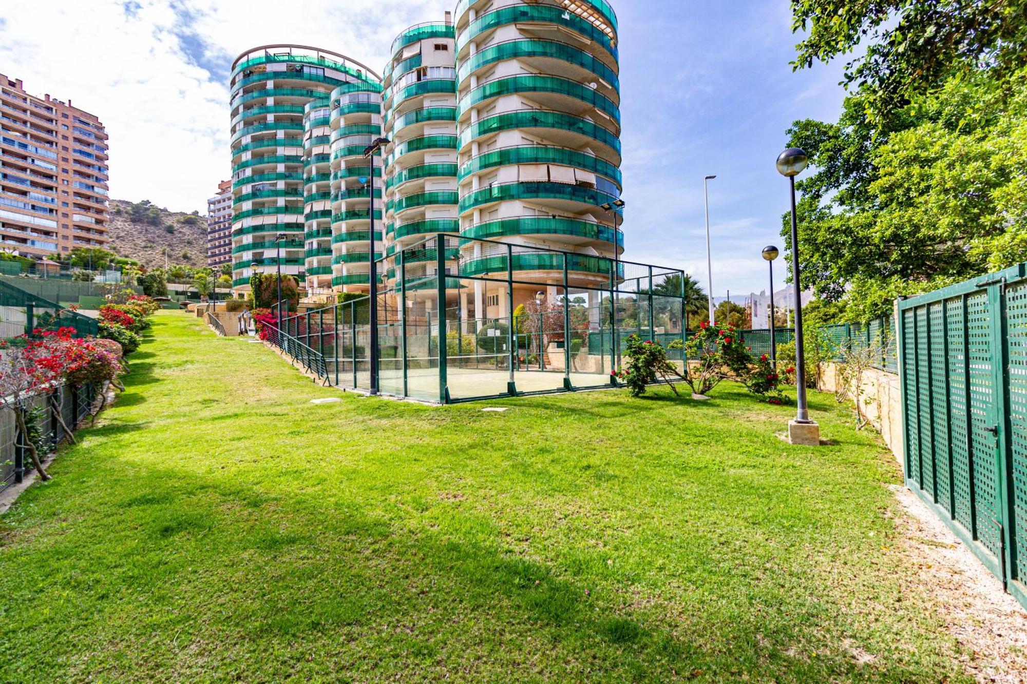 Apartment Vilapark With Pool, Free Parking, Terrace, Beach Benidorm Zewnętrze zdjęcie